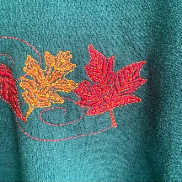 Vintage Crewneck Sweatshirt Fall Green Leaf Embroidered Sweater Adult size XL - Picture 2 of 6